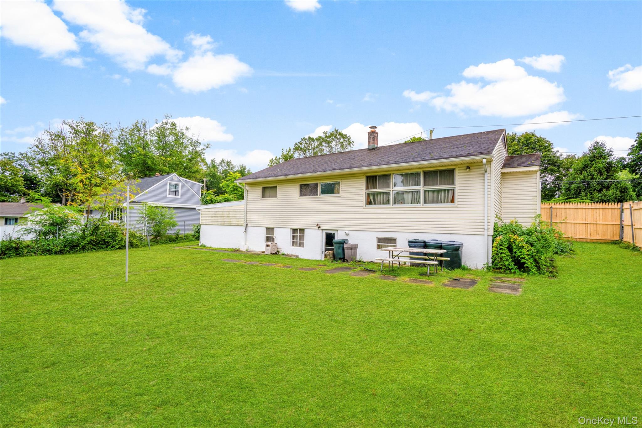 #6 photo, 377 County Center Road, White Plains , NY 10603