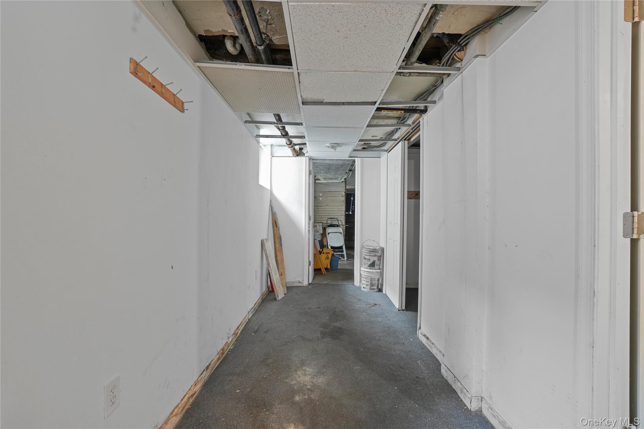 #11 photo, 72-07 73 Street, Glendale , NY 11385