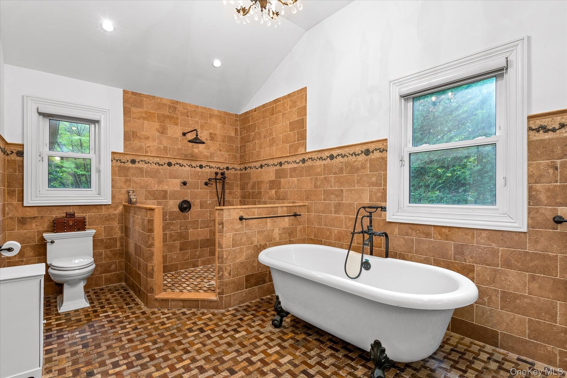 #15 photo, 532 E Shore Road, Great Neck , NY 11024