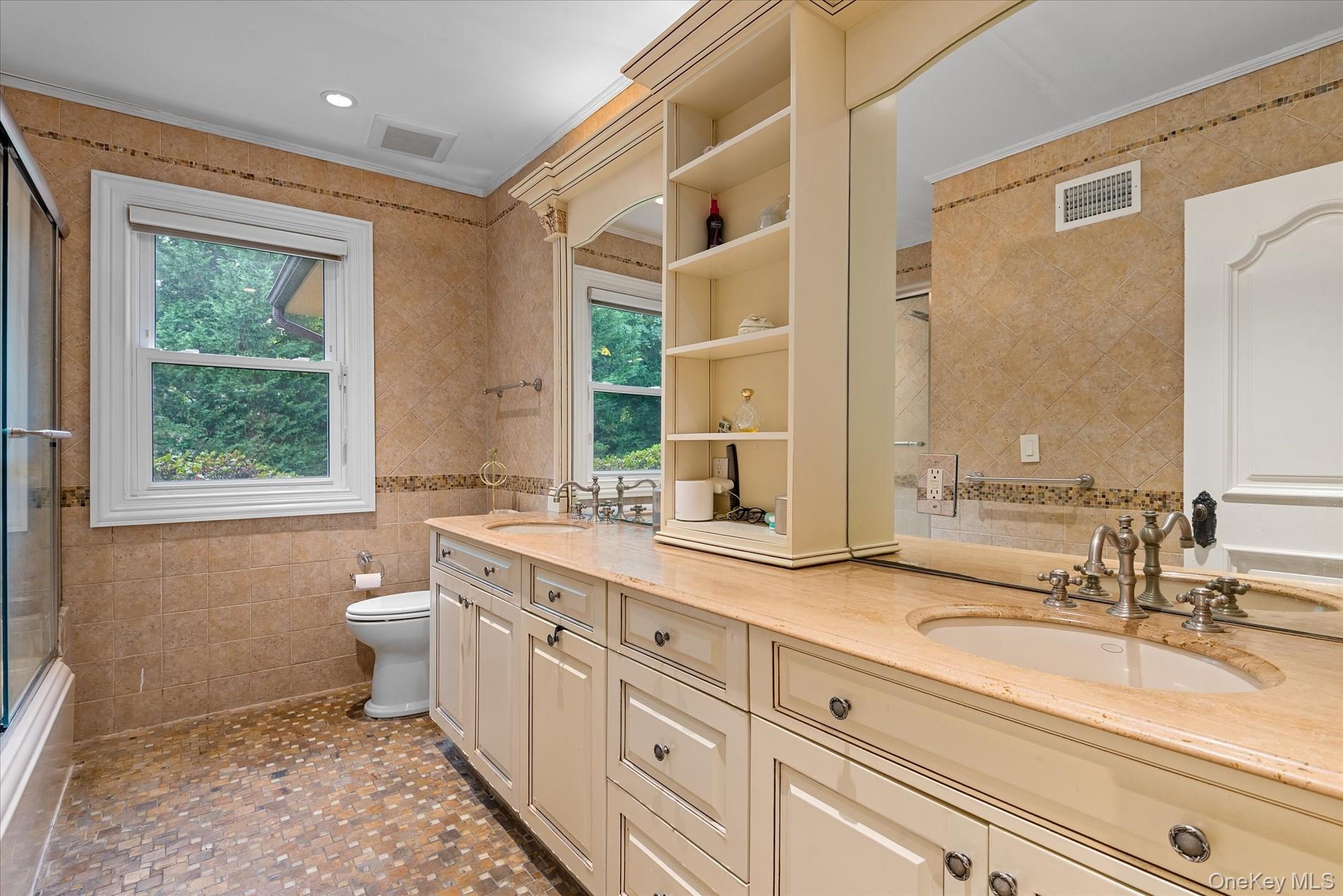 #18 photo, 532 E Shore Road, Great Neck , NY 11024