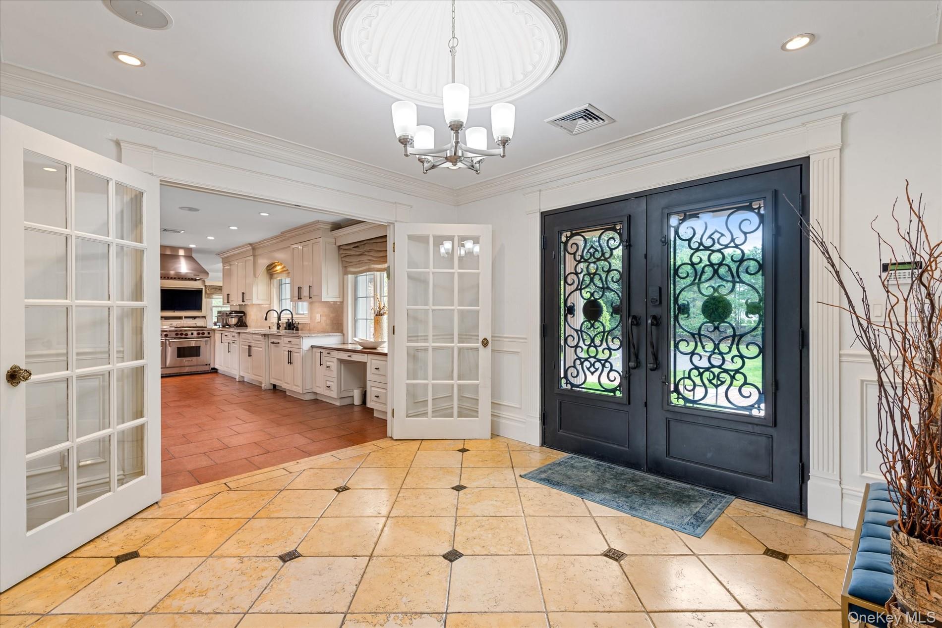 #5 photo, 532 E Shore Road, Great Neck , NY 11024