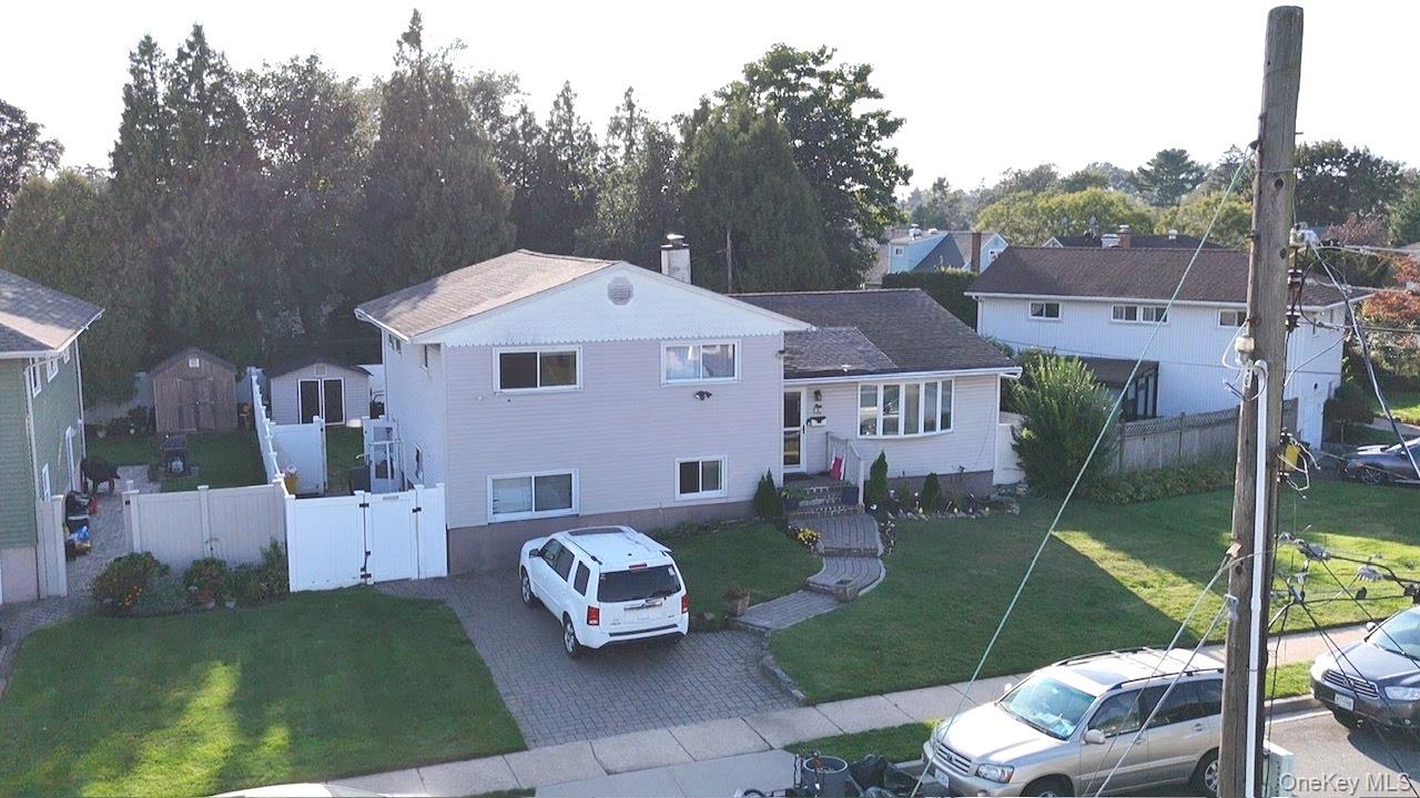 #1 photo, 58 Narcissus Avenue, Hicksville , NY 11801