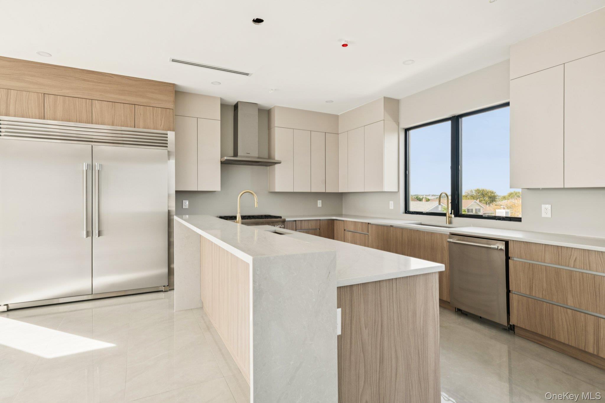 #11 photo, 1368 Beech Street, ナッソー郡 Atlantic Beach , NY 11509