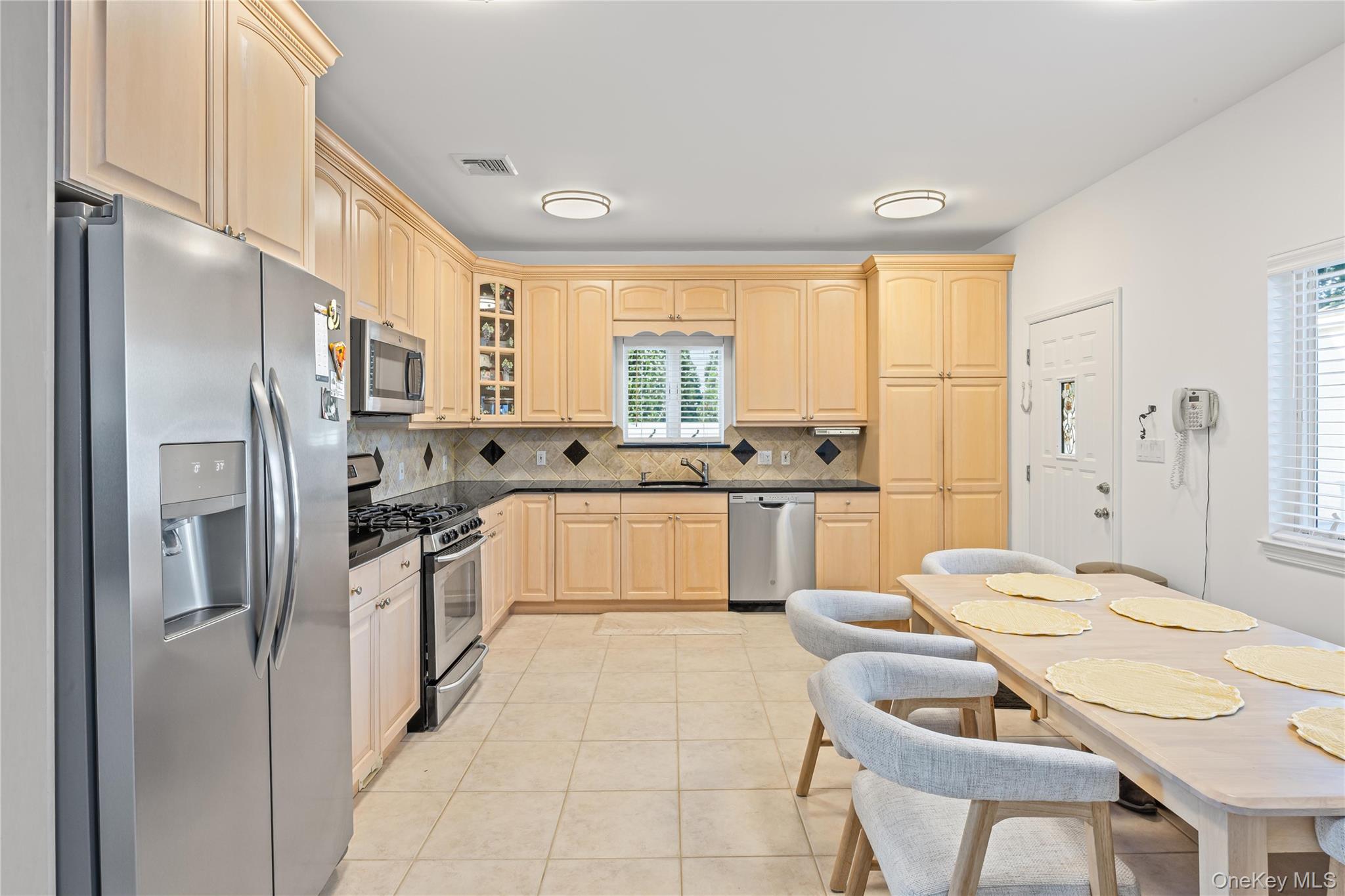 #10 photo, 170 McKinley Avenue, Franklin Square , NY 11010