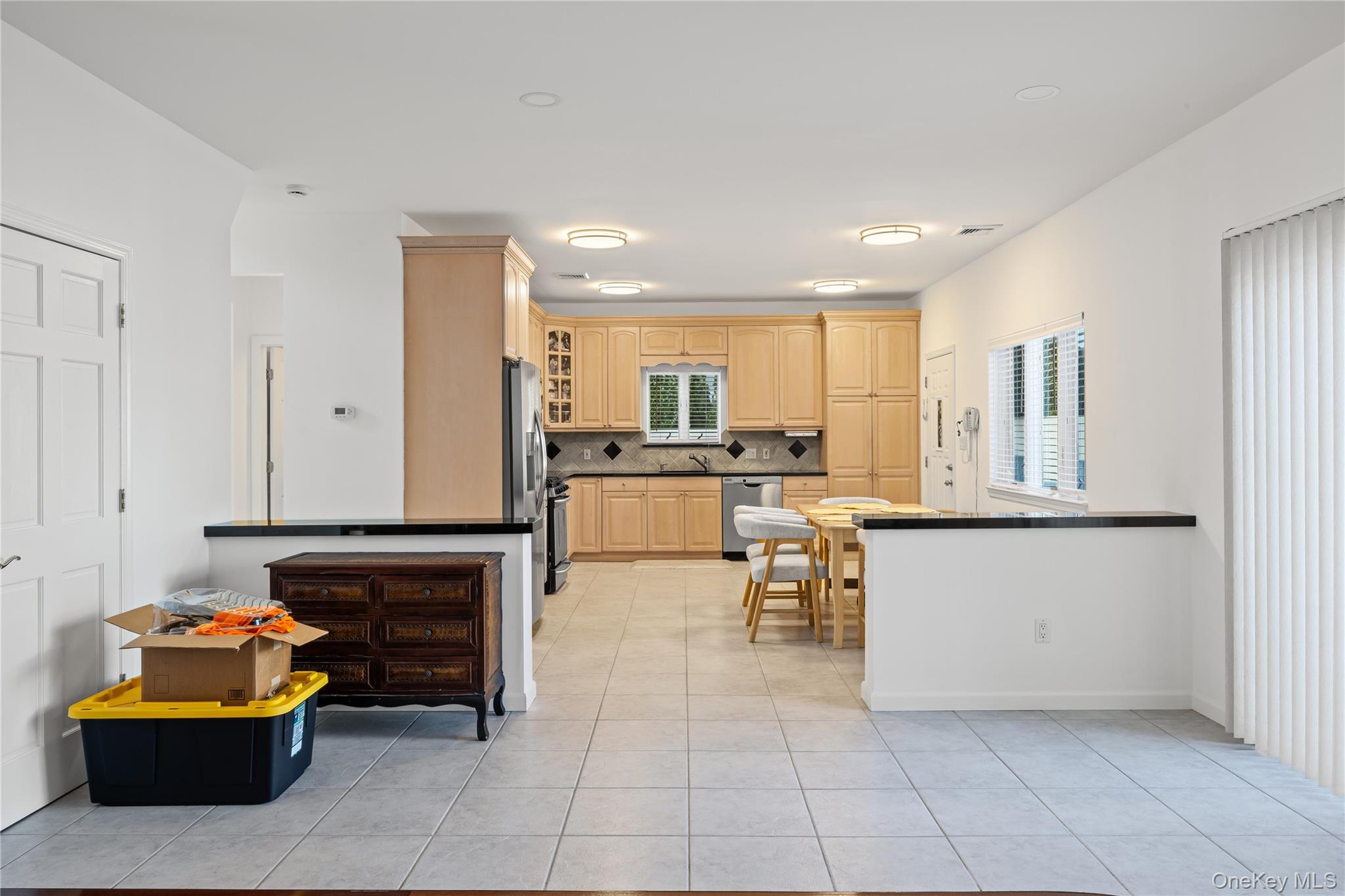 #15 photo, 170 McKinley Avenue, Franklin Square , NY 11010