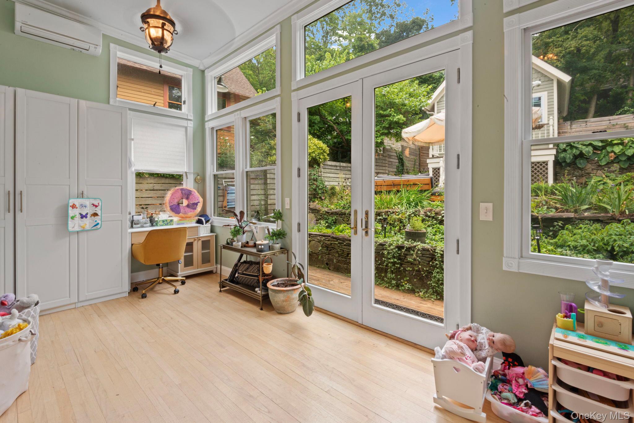 #20 photo, 56 Scudder Avenue, Northport , NY 11768