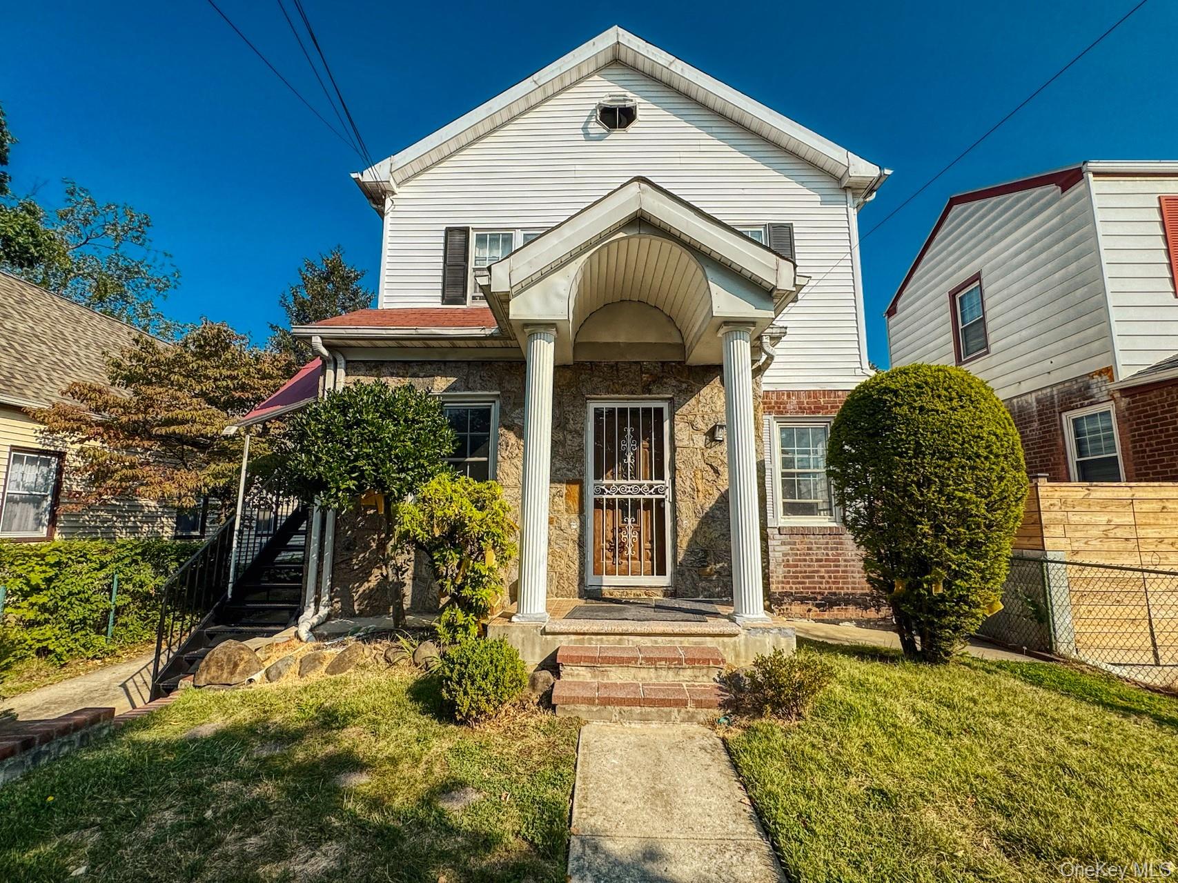 #1 photo, 204-11 33 Avenue, كوينز Bayside , NY 11361