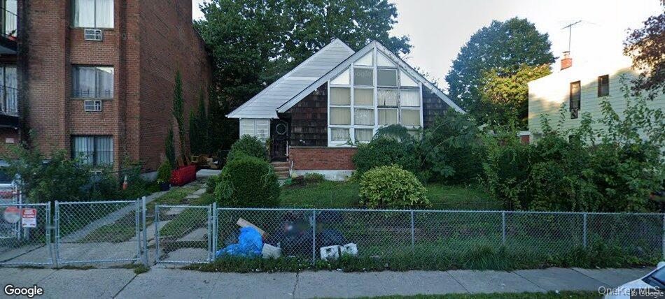 #3 photo, 5008 111th Street, クイーンズ区 Corona , NY 11368