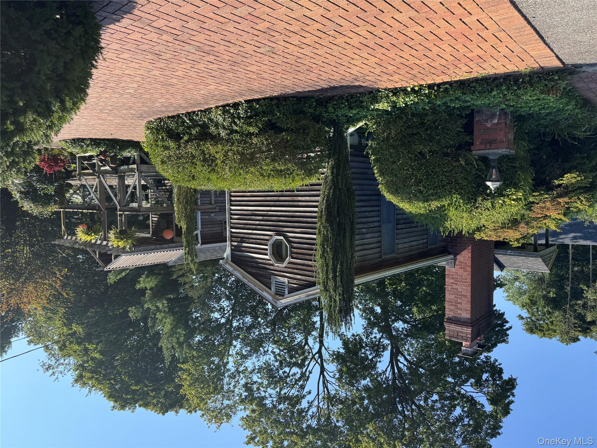 #1 photo, 104 Cuba Hill Road, 东长岛 Greenlawn , NY 11740