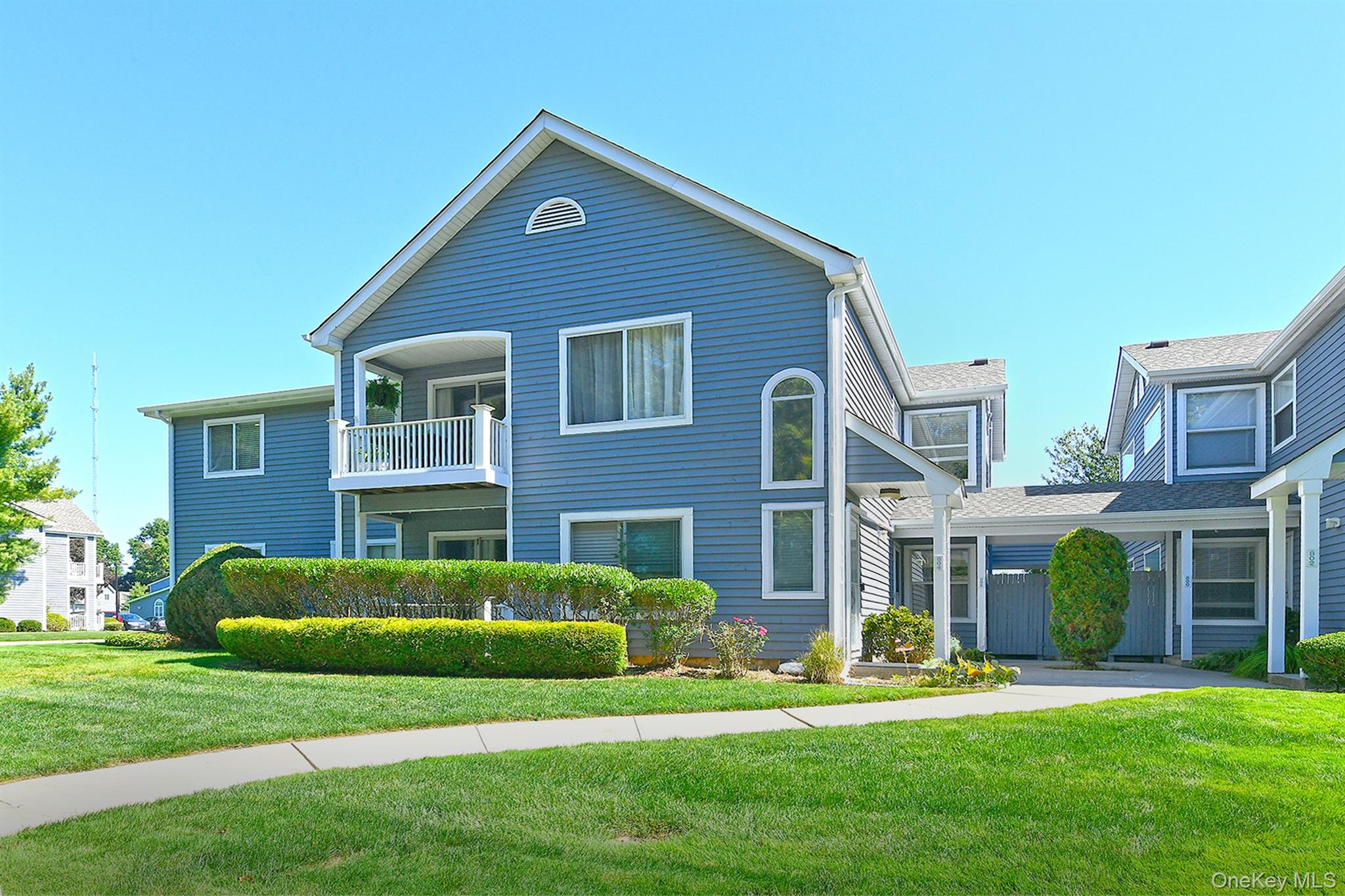 #1 photo, 804 Birchwood Park Drive, 东长岛 Middle Island , NY 11953