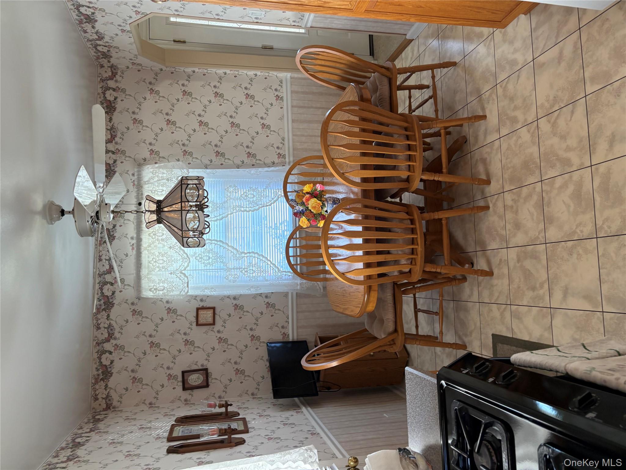 #6 photo, 239 McKinley Parkway, नासाउ काउंटी Mineola , NY 11501