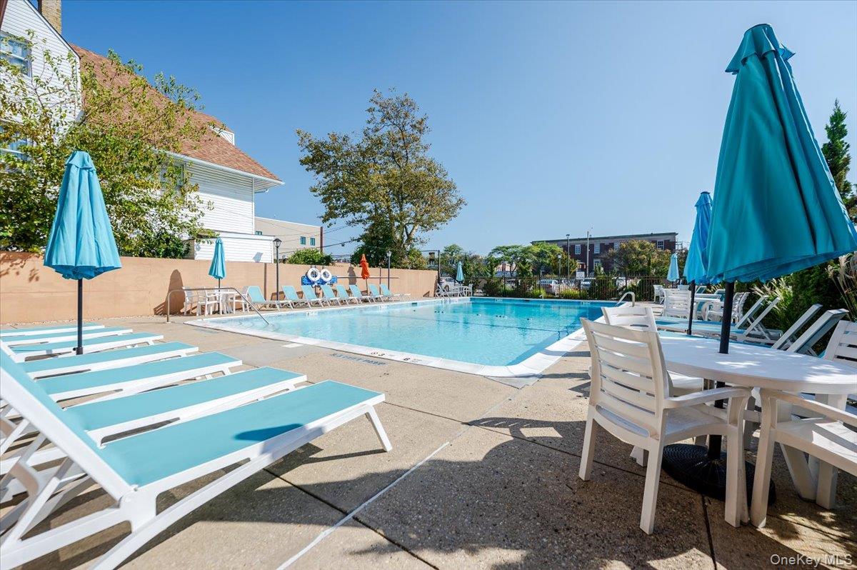 #18 photo, 185 W Park Avenue, ナッソー郡 Long Beach , NY 11561