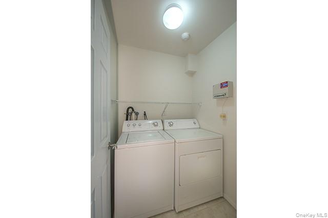 #8 photo, 54 Neal, サフォーク郡 South Setauket , NY 11720