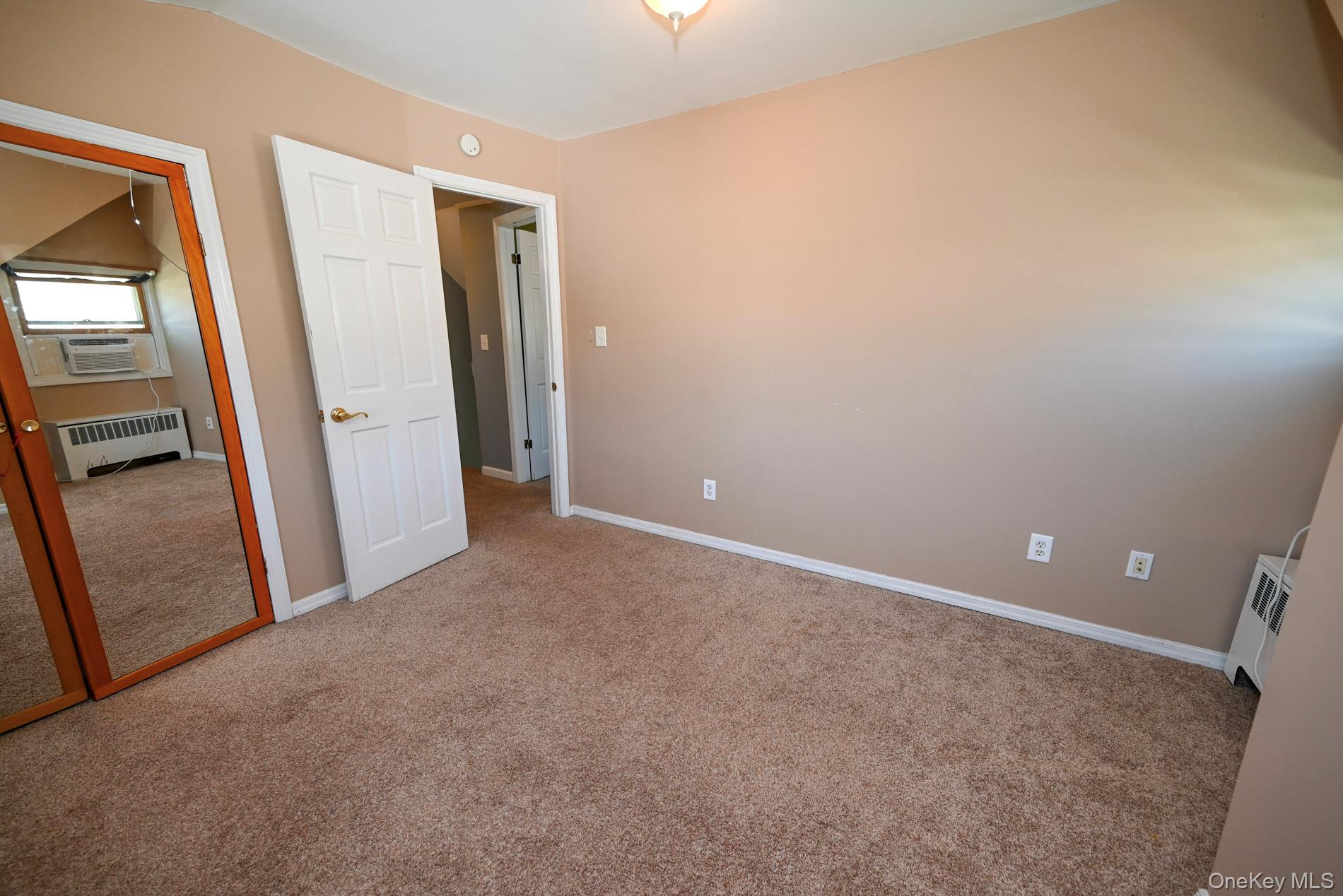 #15 photo, 83 Cotton Lane, Levittown , NY 11756