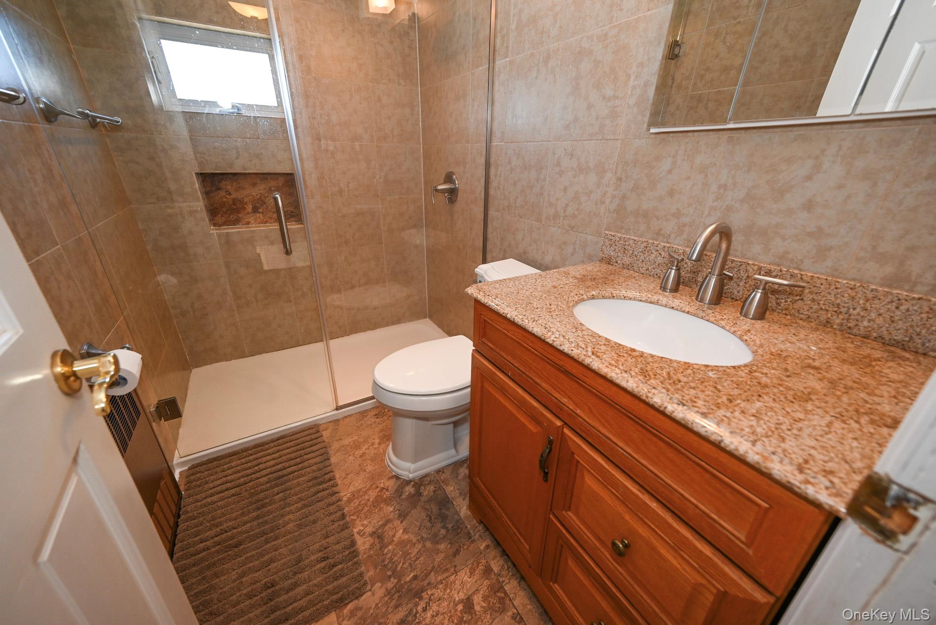 #17 photo, 83 Cotton Lane, Levittown , NY 11756