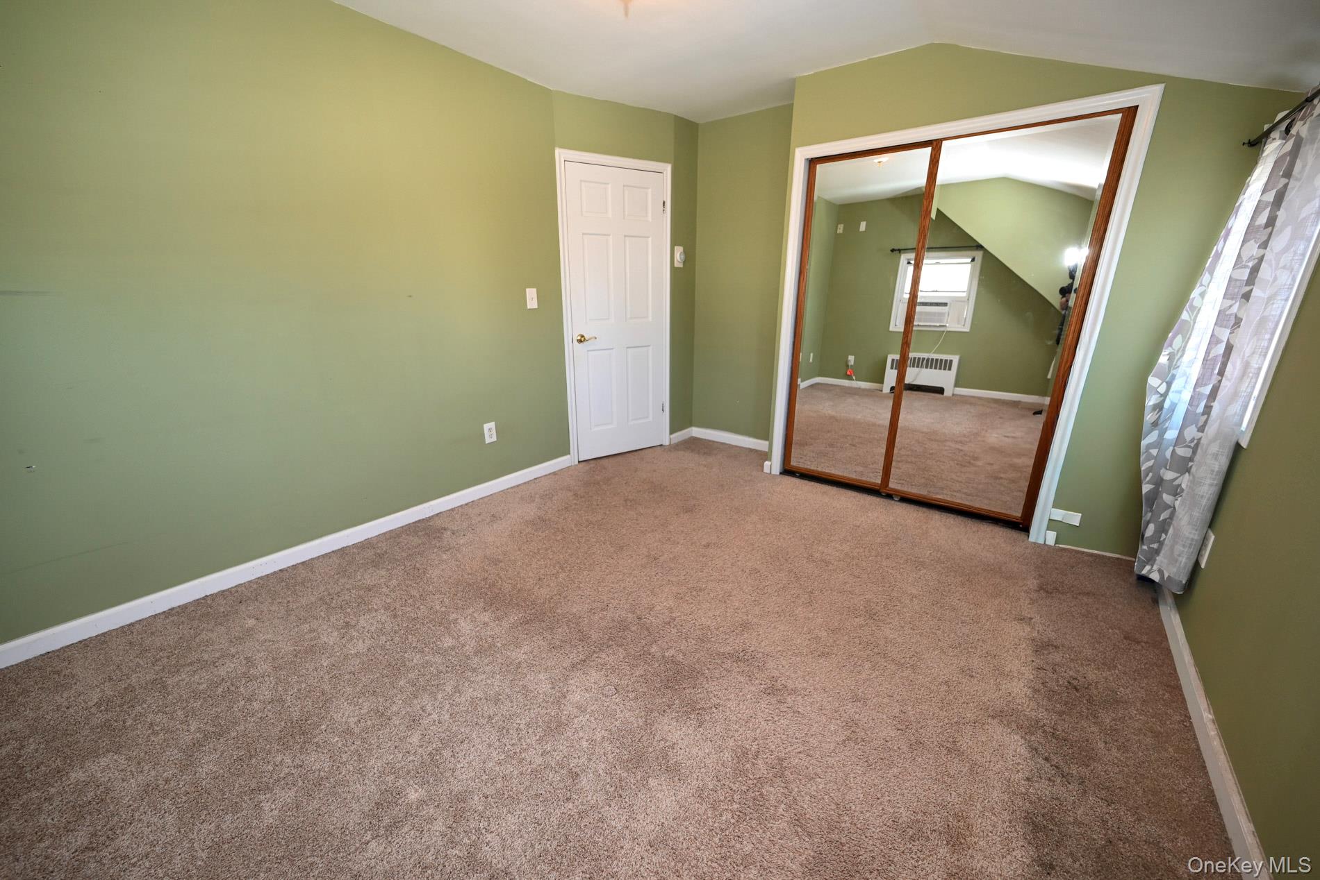 #18 photo, 83 Cotton Lane, Levittown , NY 11756