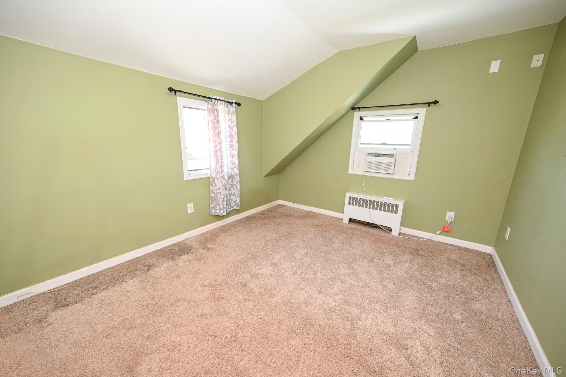 #19 photo, 83 Cotton Lane, Levittown , NY 11756