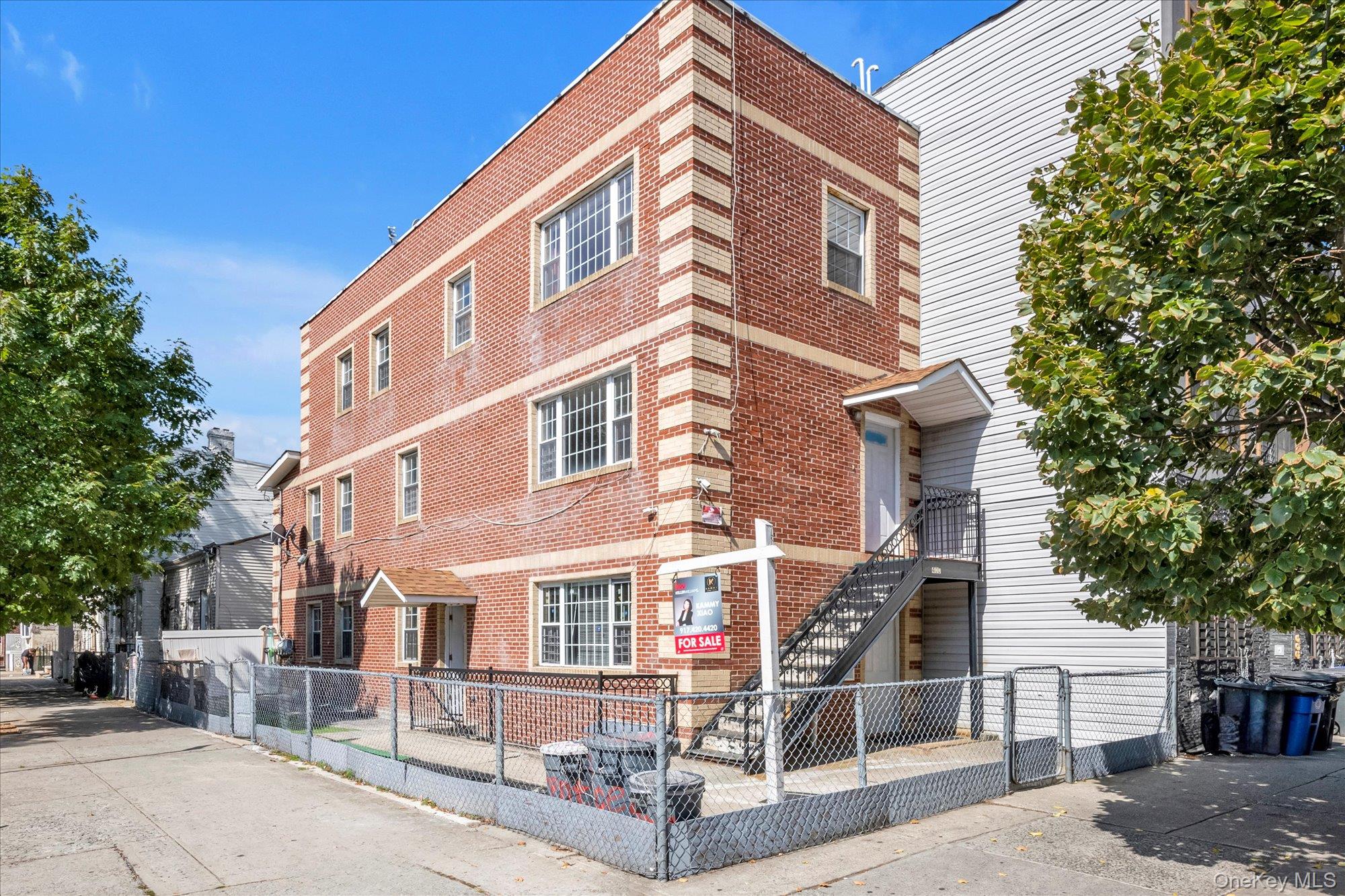 #1 photo, 400 Crescent Street, Brooklyn , NY 11208