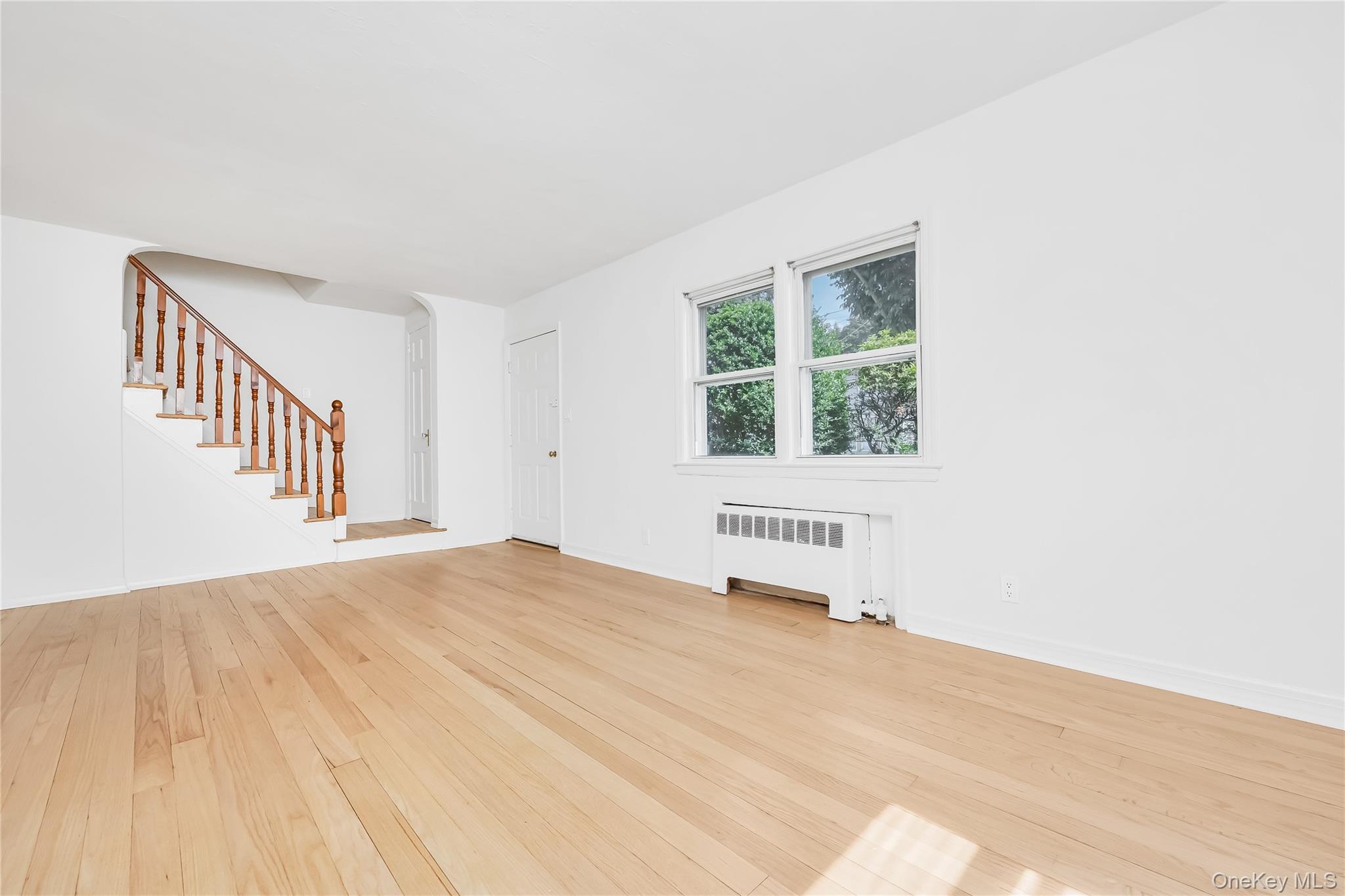 #5 photo, 203 Rutland Road, Hempstead , NY 11550