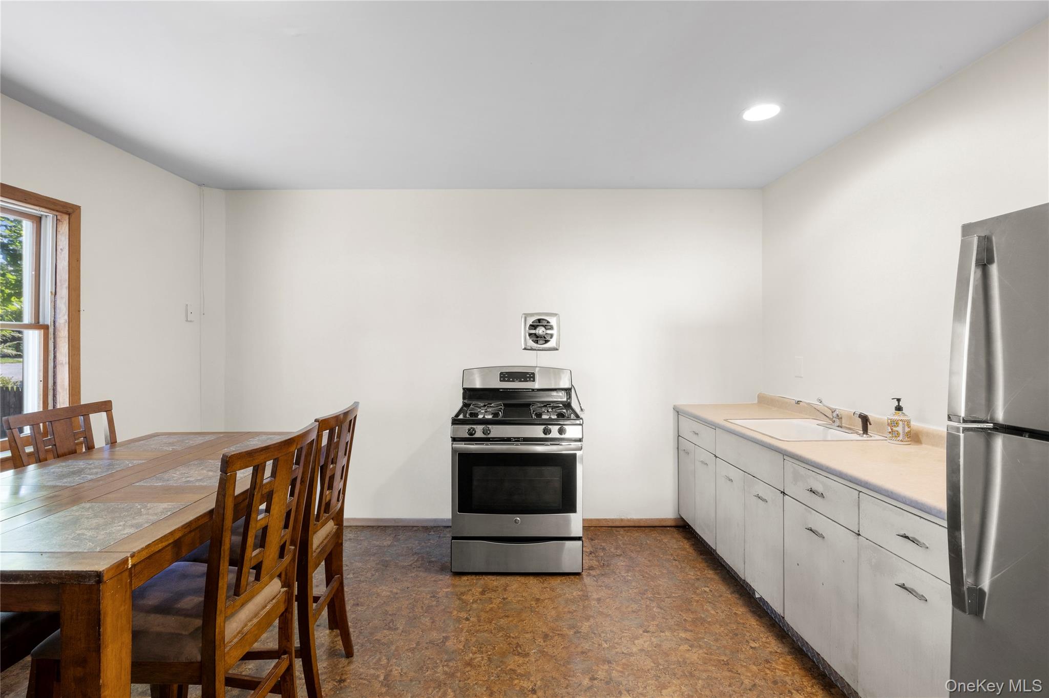 #11 photo, 26 Queen Road, Rocky Point , NY 11778