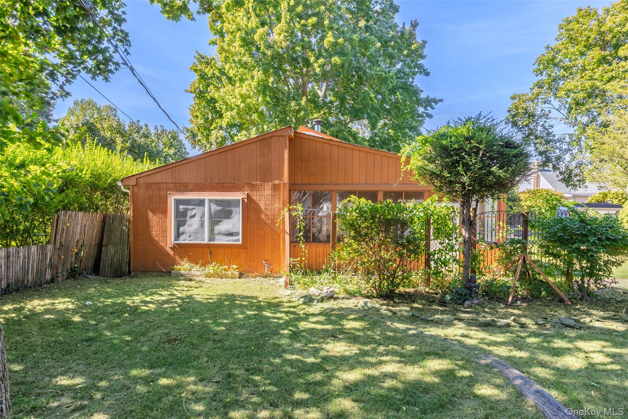 #3 photo, 26 Queen Road, Rocky Point , NY 11778