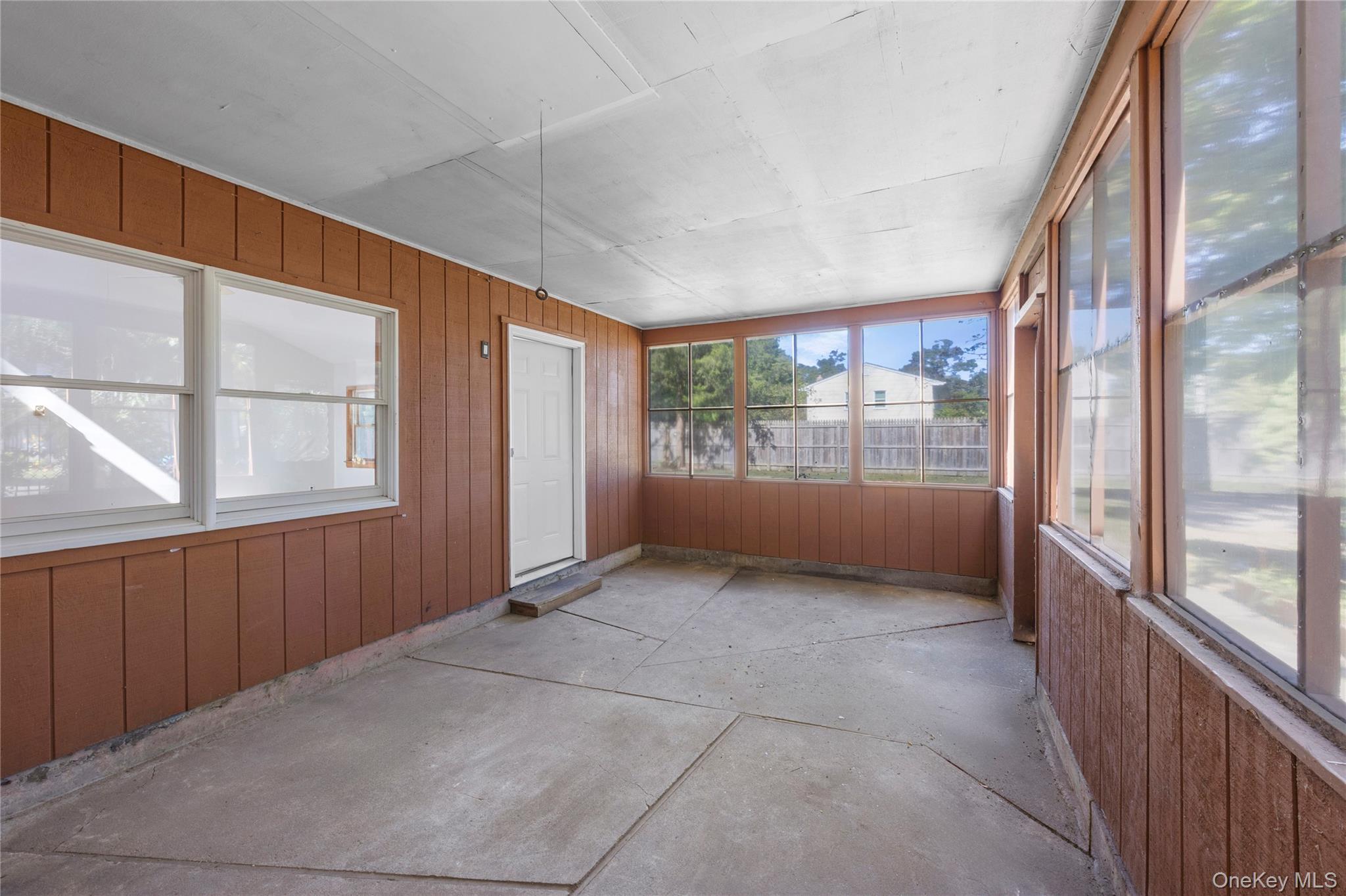 #5 photo, 26 Queen Road, Rocky Point , NY 11778