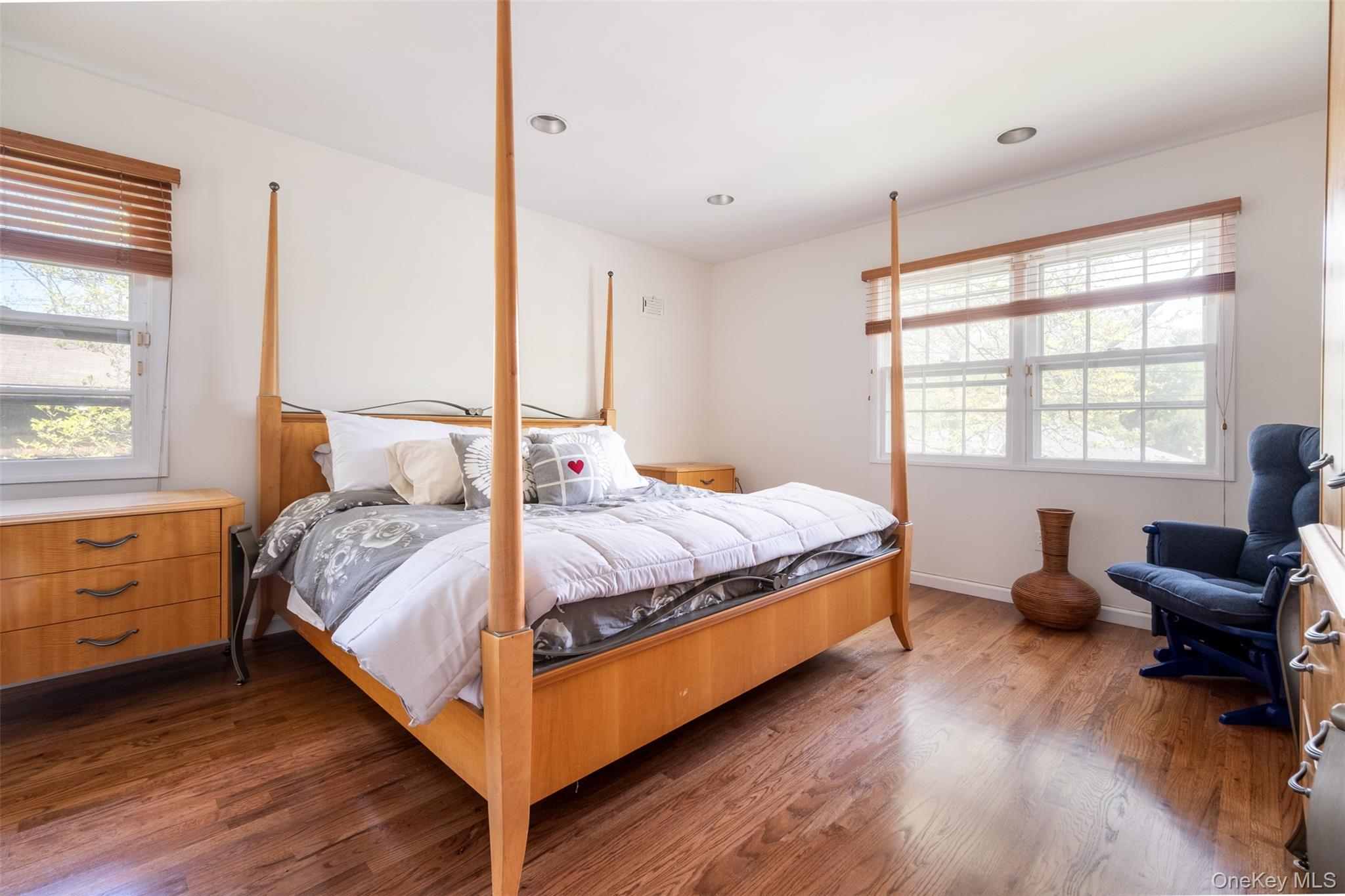 #16 photo, 24 Sheldrake Place, New Rochelle , NY 10804