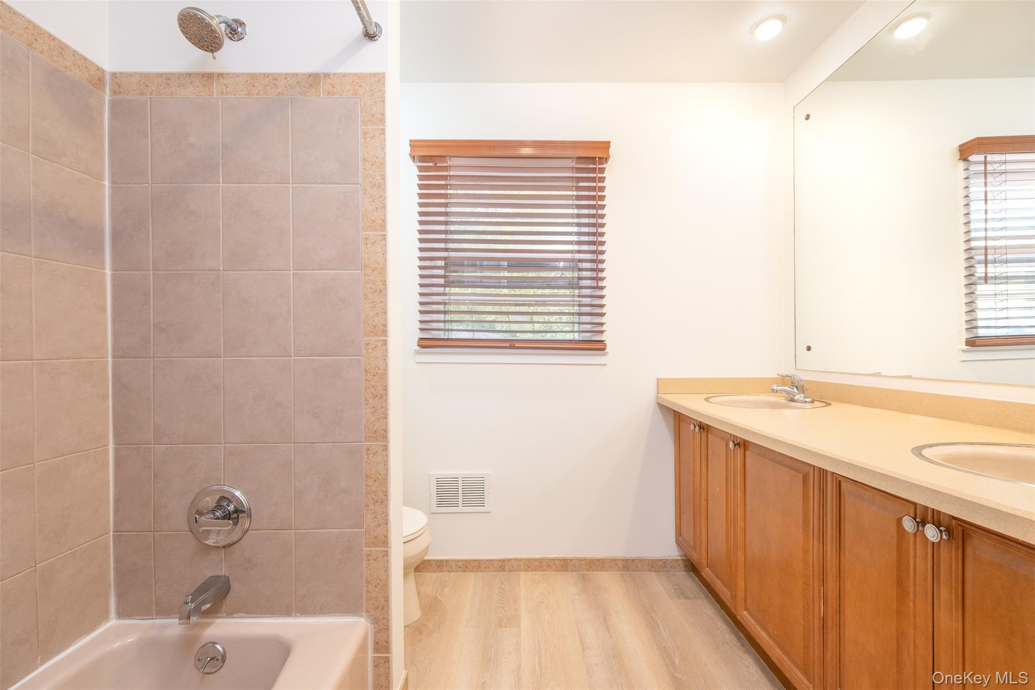 #18 photo, 24 Sheldrake Place, New Rochelle , NY 10804