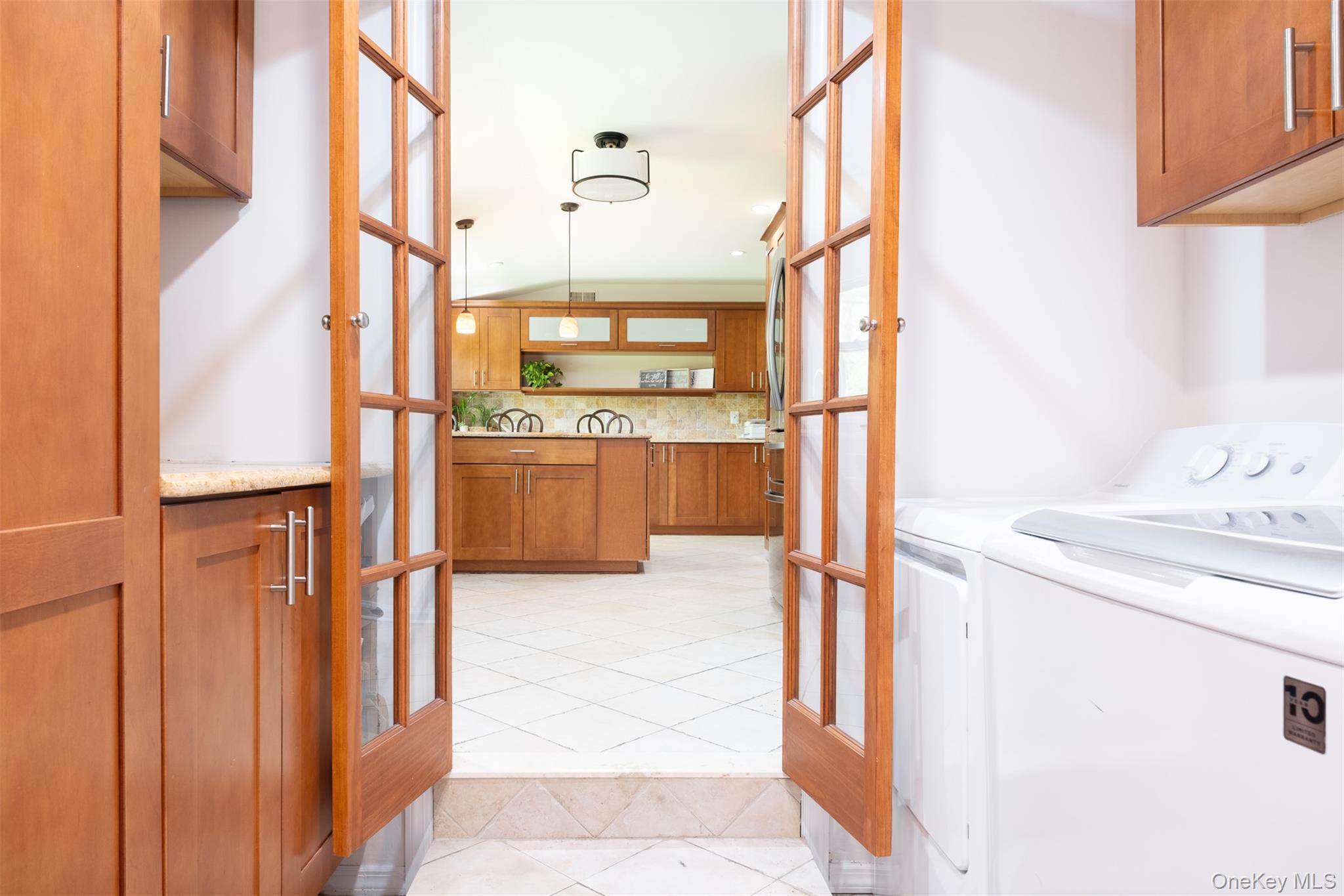 #2 photo, 24 Sheldrake Place, New Rochelle , NY 10804