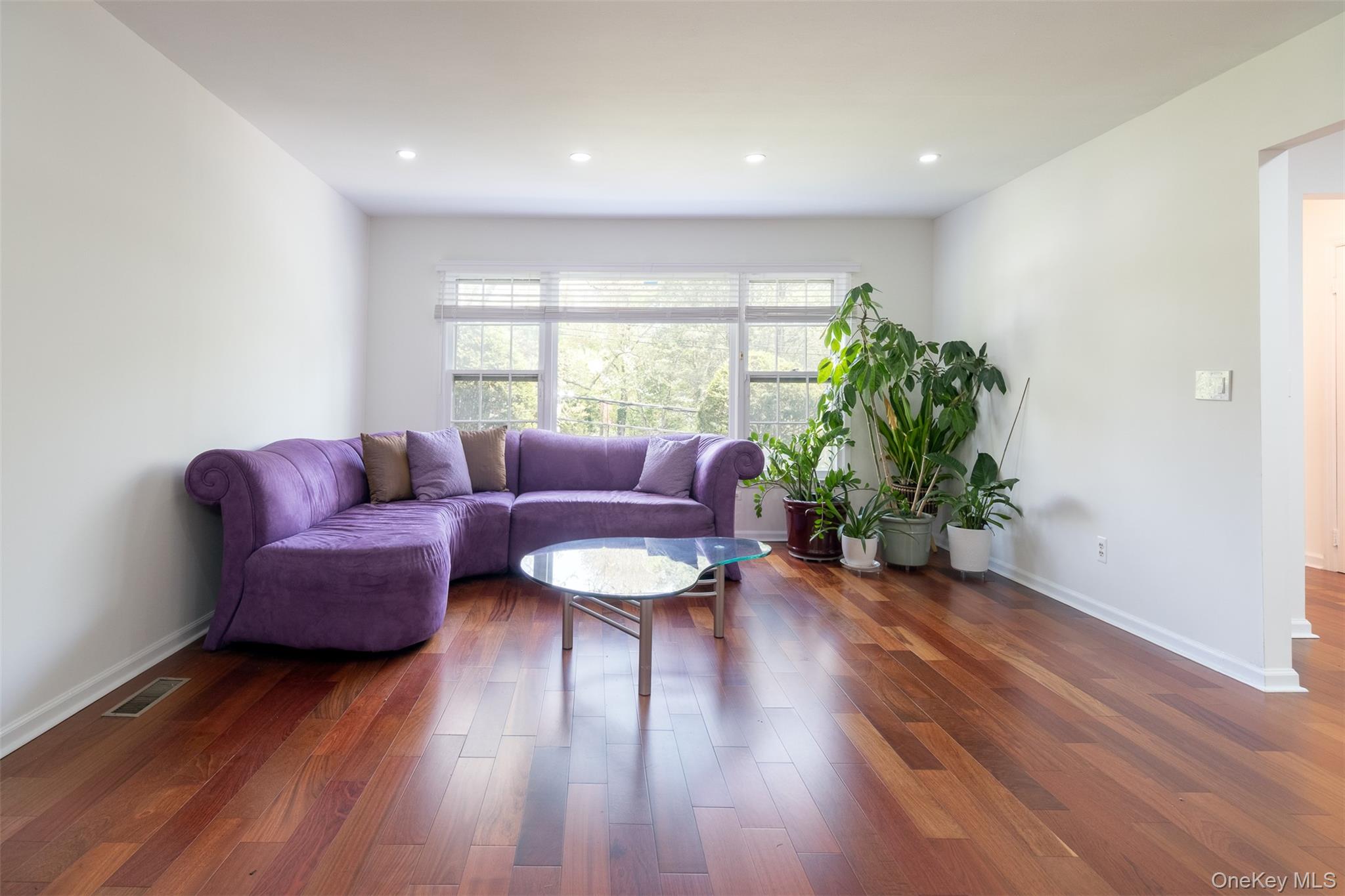 #6 photo, 24 Sheldrake Place, New Rochelle , NY 10804