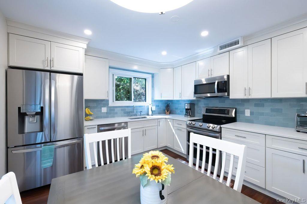 #8 photo, 971 Heritage Hills, Somers , NY 10589