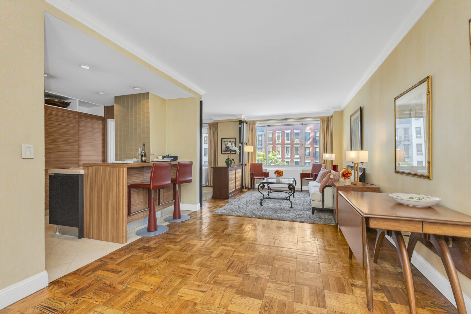 #4 photo, 300 E 74TH Street, Lenox Hill , NY 10021