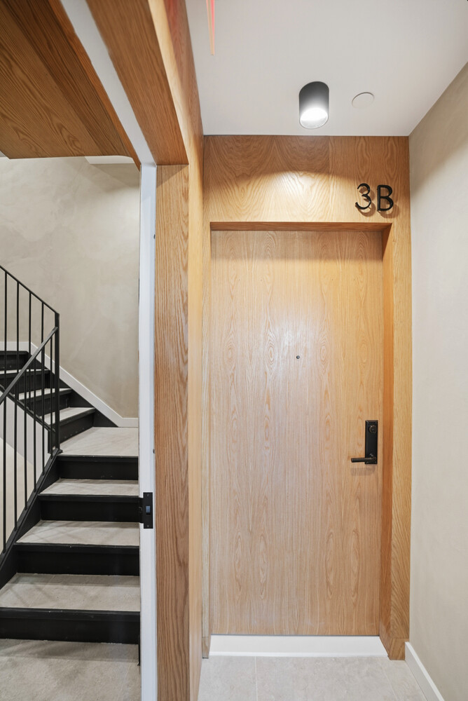 #18 photo, 19 N HENRY Street, Williamsburg , NY 11222