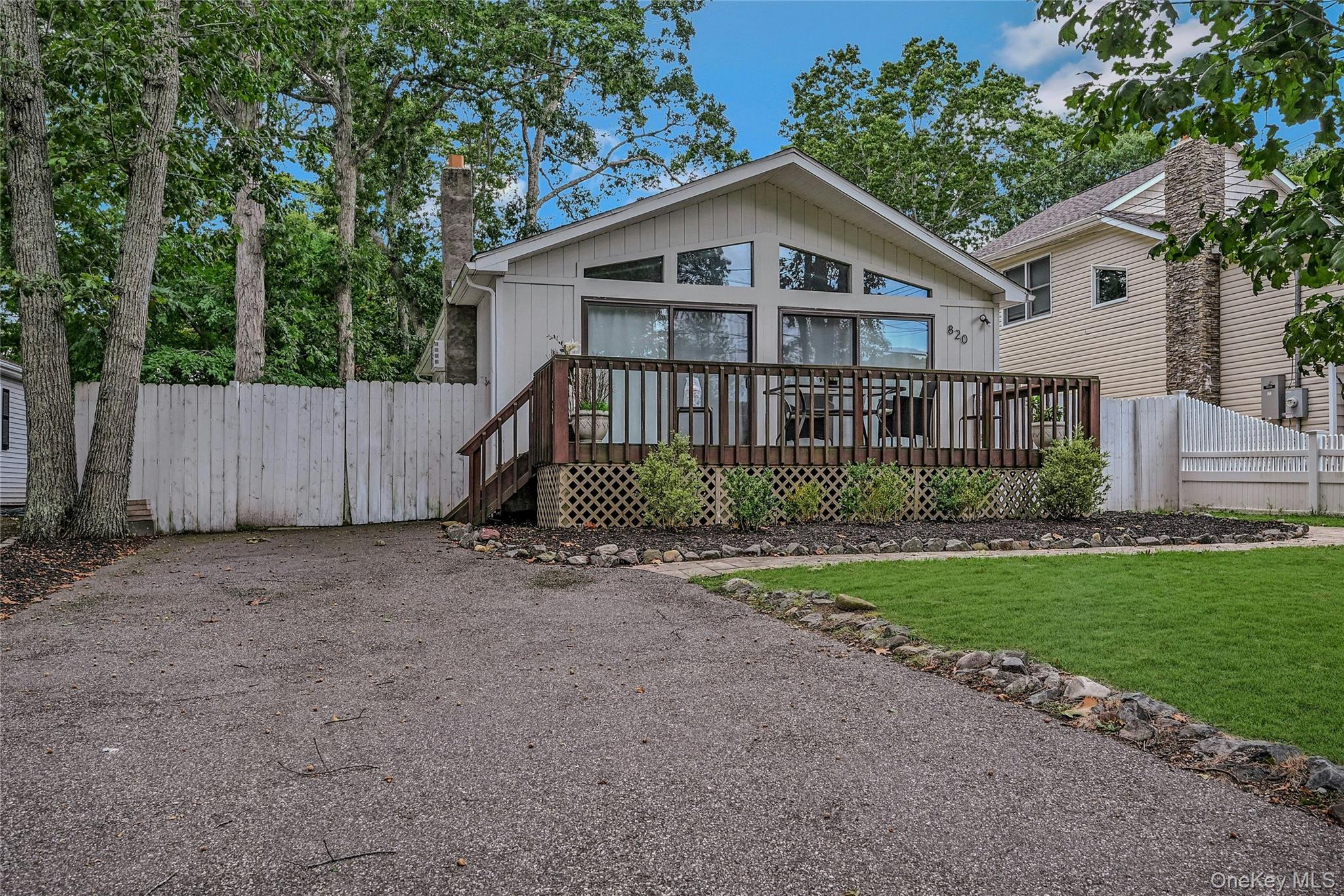 #3 photo, 820 Bray Avenue, Laurel , NY 11948