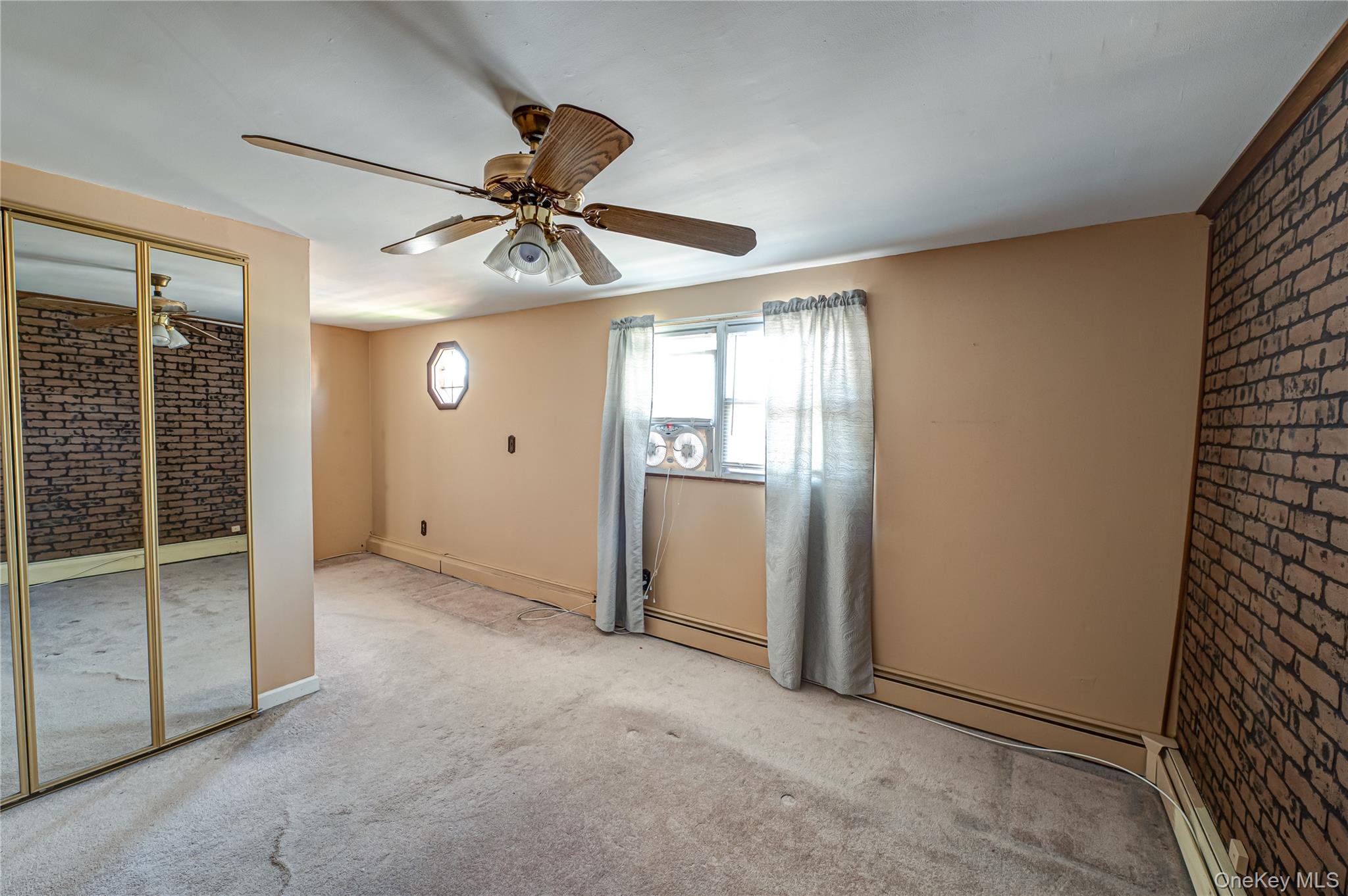 #20 photo, 31 Garden Boulevard, Hicksville , NY 11801