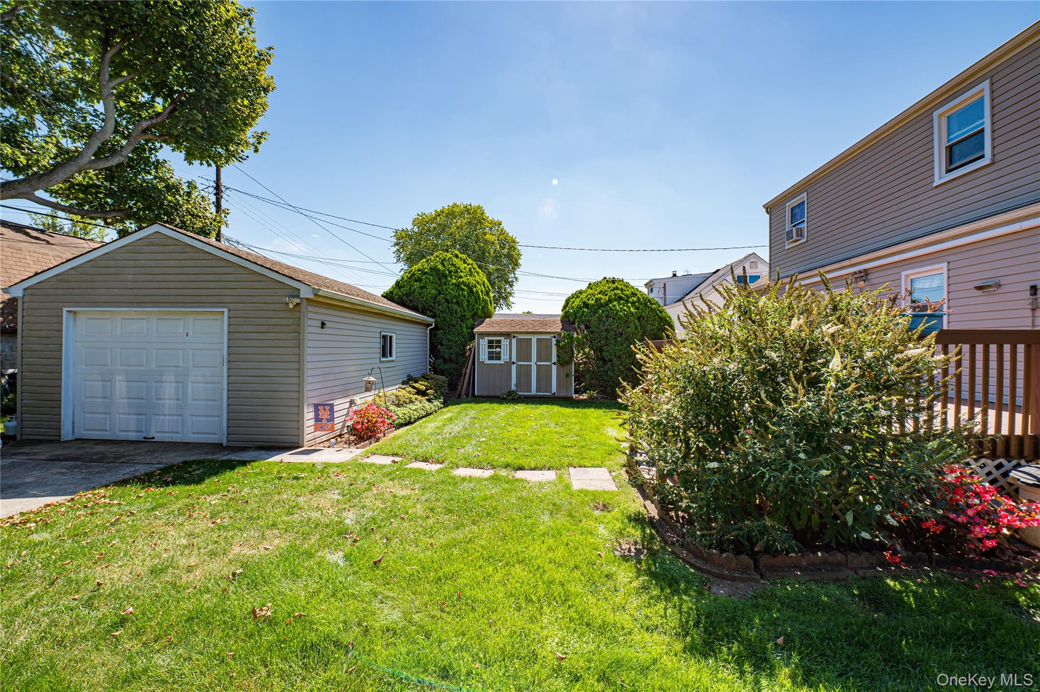 #6 photo, 31 Garden Boulevard, Hicksville , NY 11801