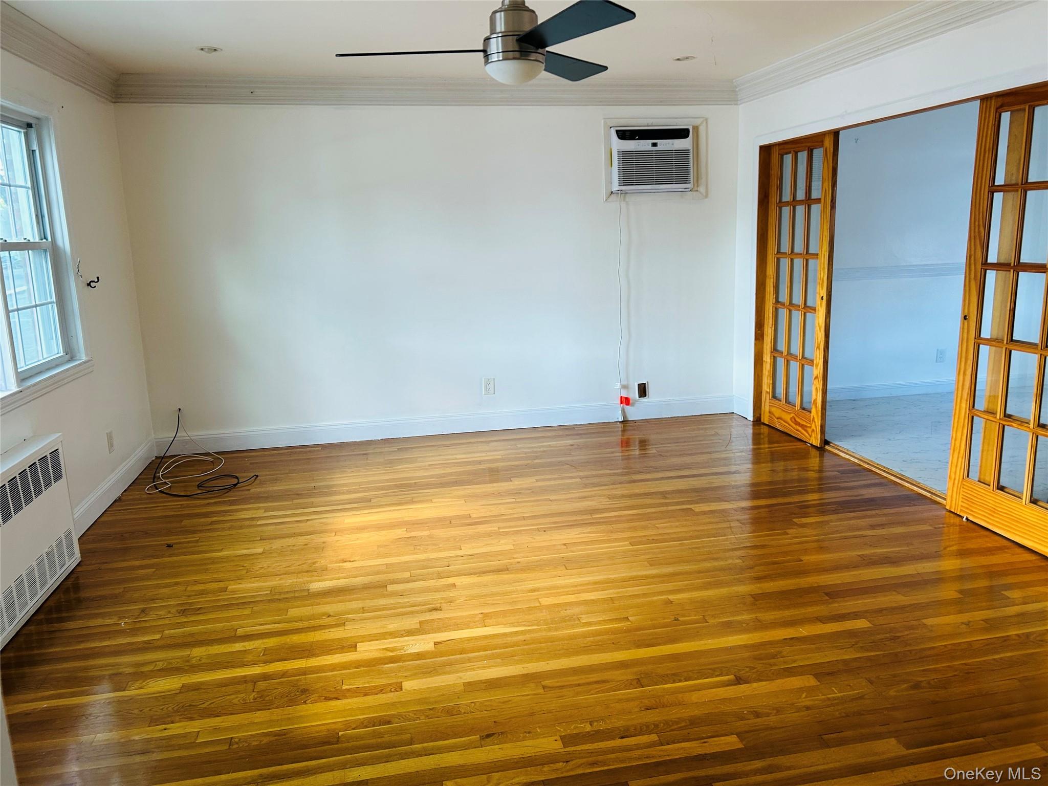 #4 photo, 86-07 Little Neck Parkway, Floral Park , NY 11001