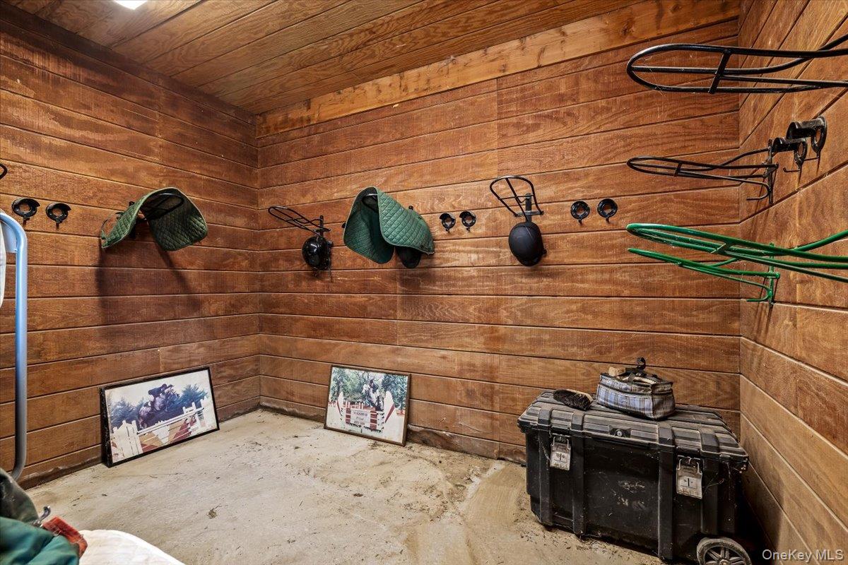 #13 photo, 1535 Middle Road, サフォーク郡 Calverton , NY 11933