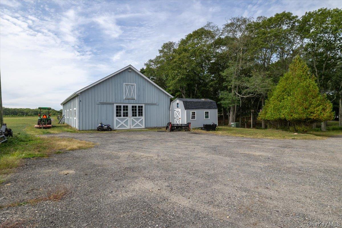 #8 photo, 1535 Middle Road, サフォーク郡 Calverton , NY 11933