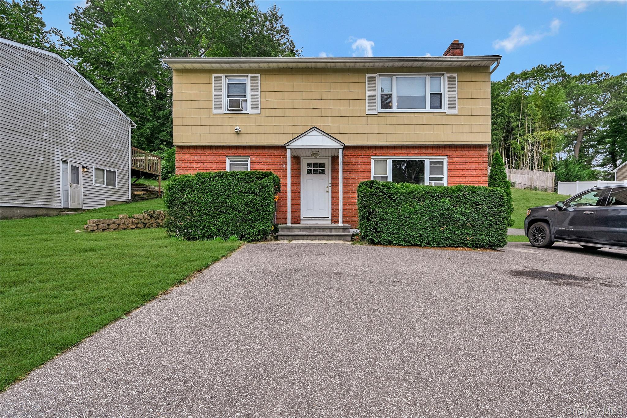 #1 photo, 167 Vernon Valley Road, East Northport , NY 11731