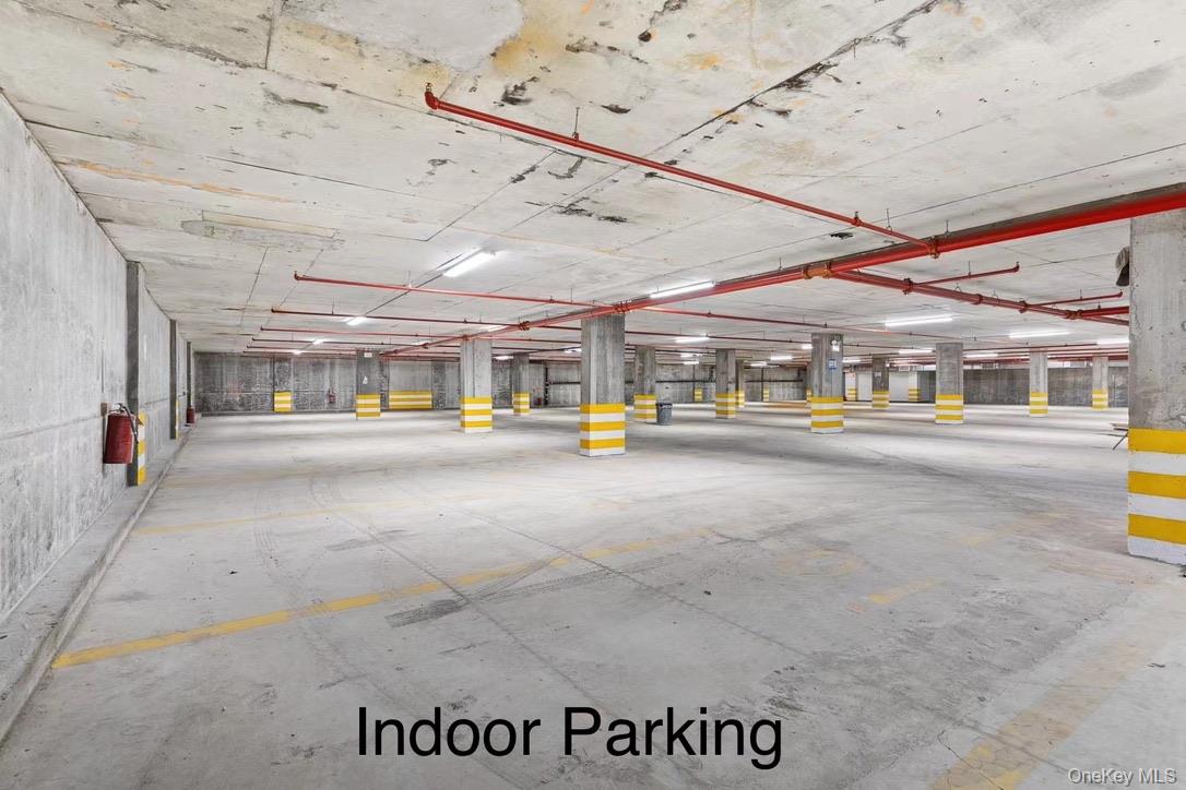 #11 photo, 56-02 31st Avenue, クイーンズ区 Woodside , NY 11377