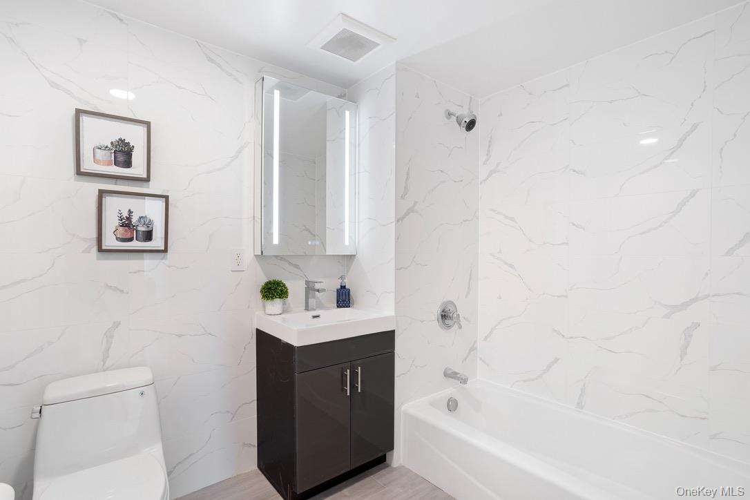 #8 photo, 56-02 31st Avenue, クイーンズ区 Woodside , NY 11377