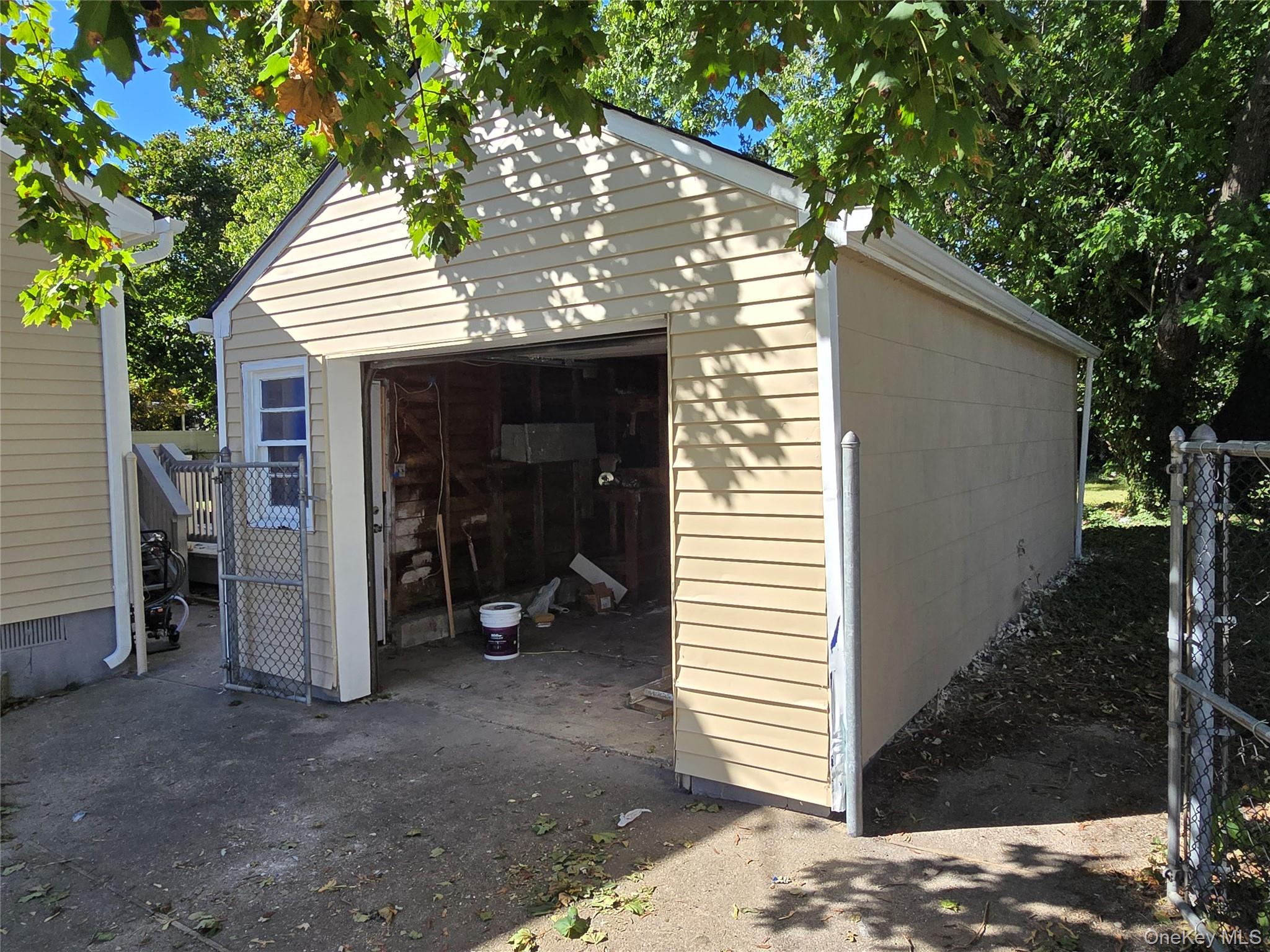 #4 photo, 57 W 6th Street, Patchogue , NY 11772