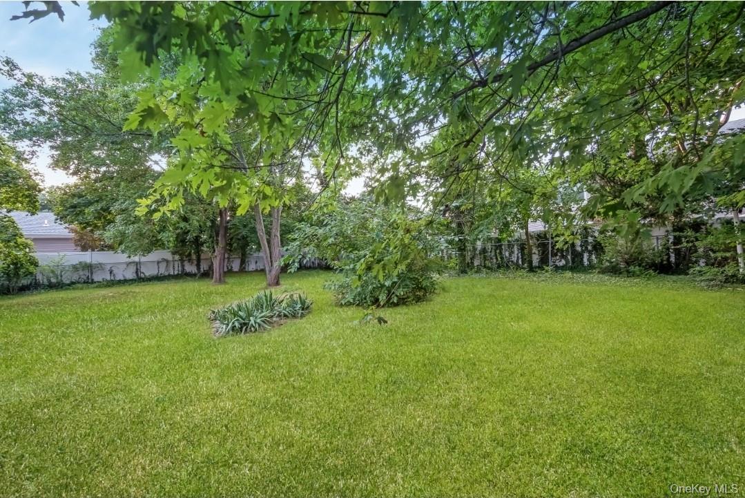 #6 photo, 57 W 6th Street, Patchogue , NY 11772