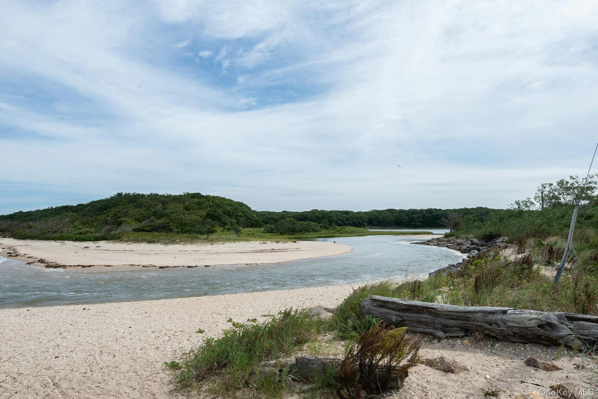 #11 photo, 4760 Blue Horizon Bluffs, サフォーク郡 Peconic , NY 11958