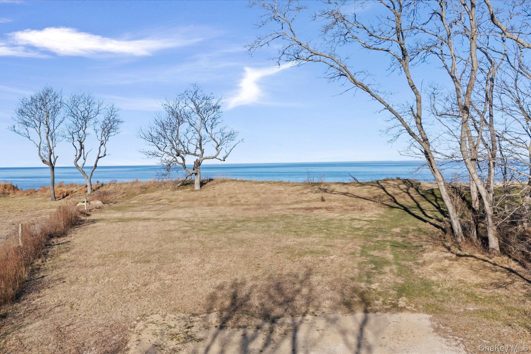 #13 photo, 4760 Blue Horizon Bluffs, Peconic , NY 11958