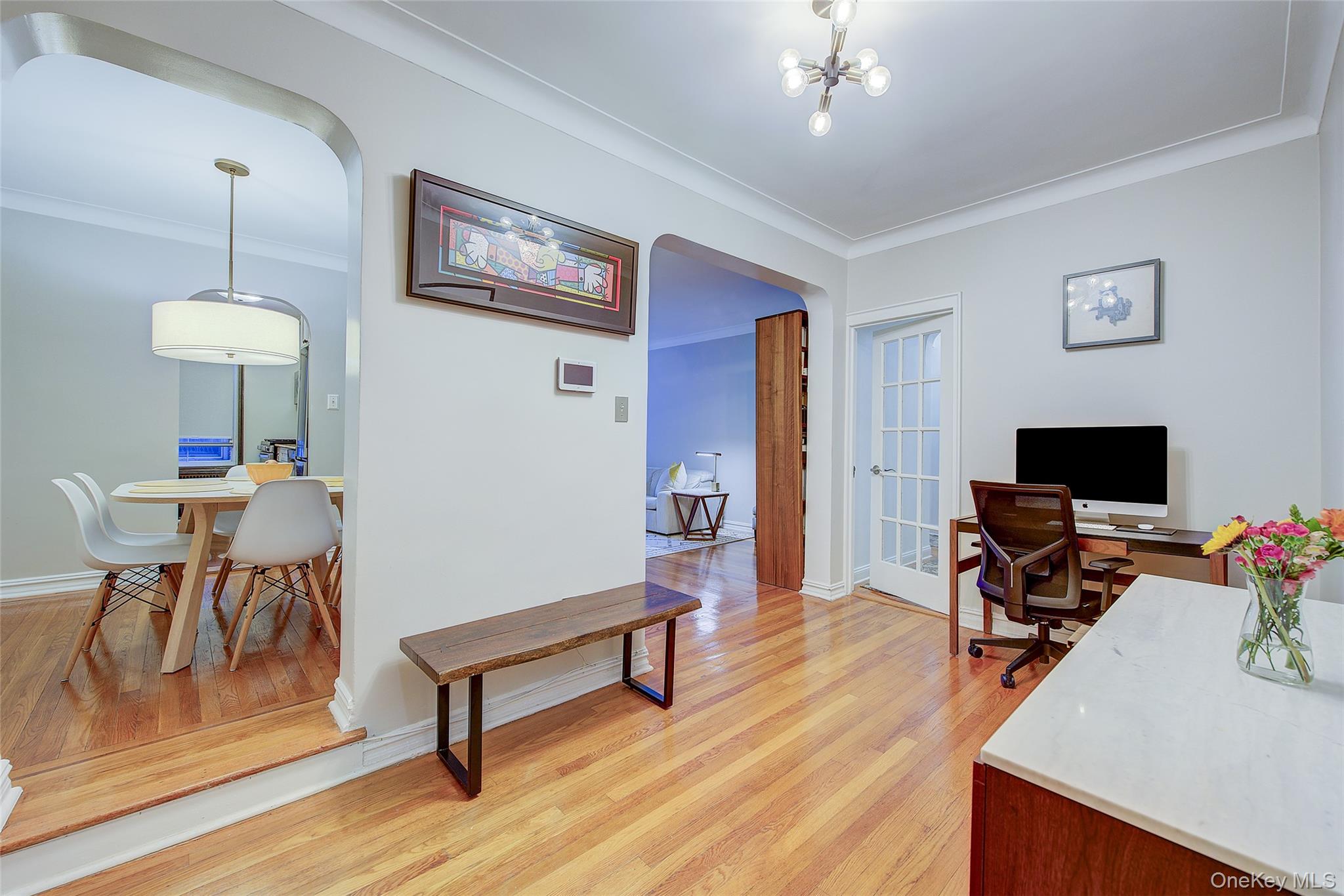 #17 photo, 77-35 113th Street, クイーンズ区 Forest Hills , NY 11375