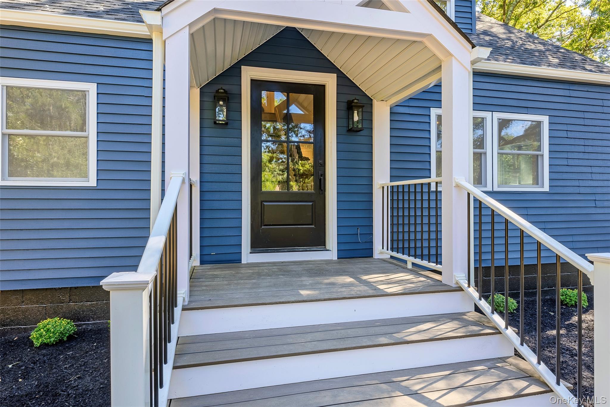 #1 photo, 115 Weeks Avenue, सफ़ोक काउंटी Manorville , NY 11949