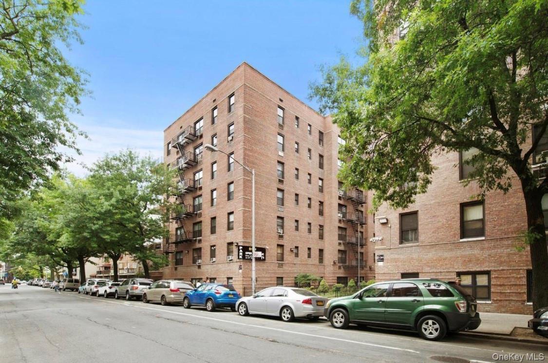 #1 photo, 132-35 Sanford Avenue, クイーンズ区 Flushing , NY 11355