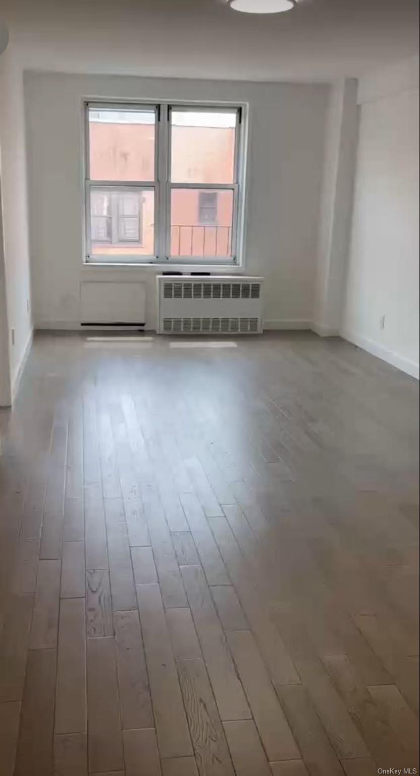 #3 photo, 132-35 Sanford Avenue, クイーンズ区 Flushing , NY 11355